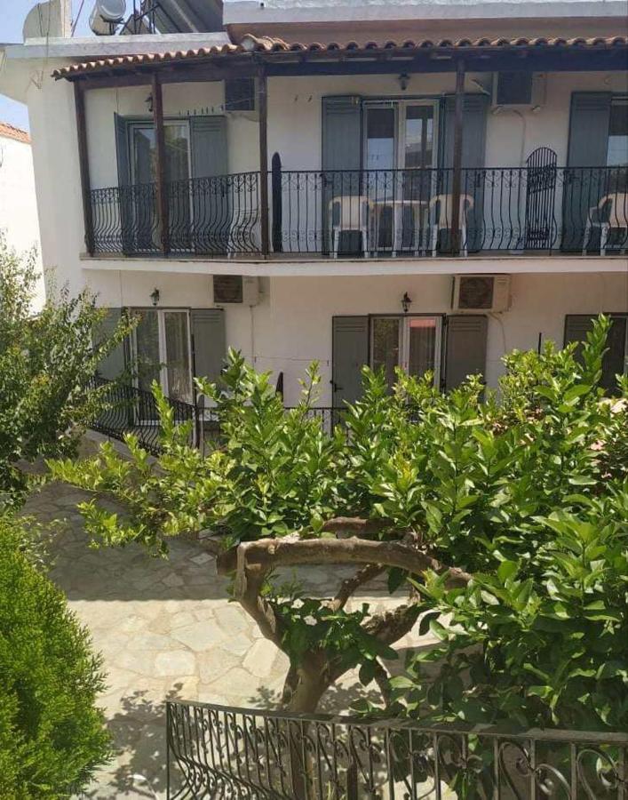 Pension Nikolas Skiathos-Stadt Exterior foto