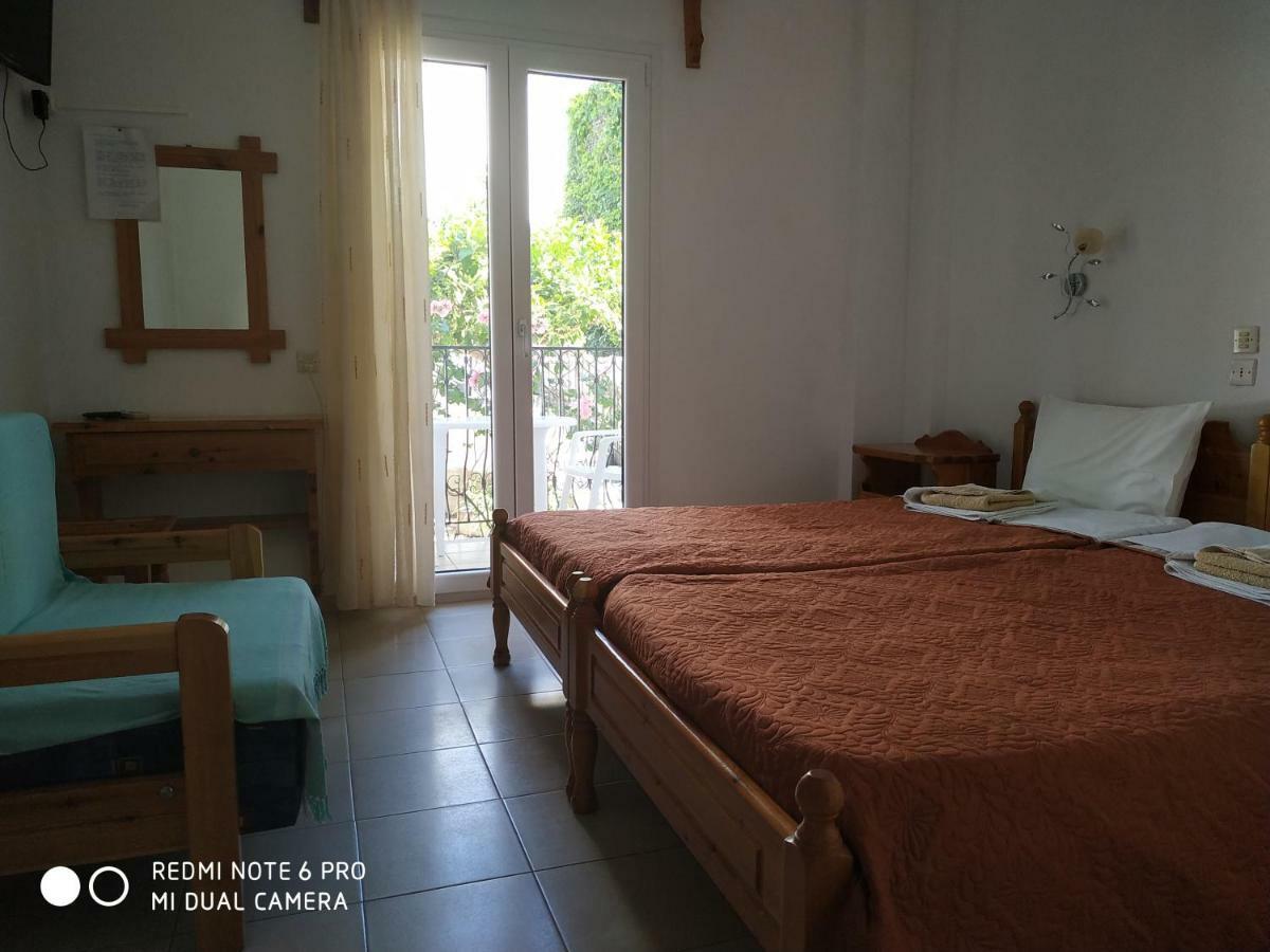 Pension Nikolas Skiathos-Stadt Exterior foto